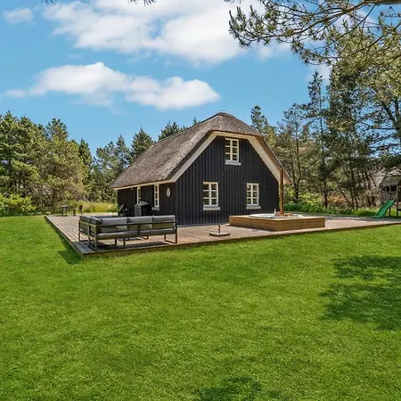 Awesome In Blvand With Wifi And 3 Bedrooms Feriehus Blåvand
