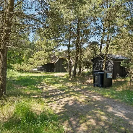 Feriehus Awesome In Blvand With Wifi And 3 Bedrooms *